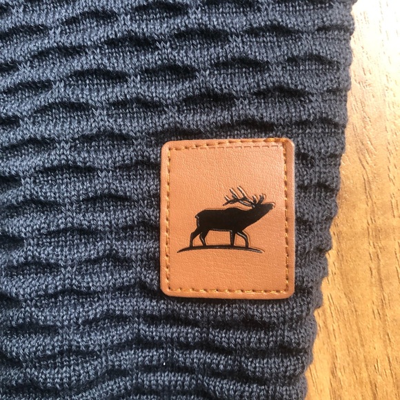 NWOT Men’s Navy Blue Waffle Knit Hoodie Sweater Size XL. - Picture 7 of 8